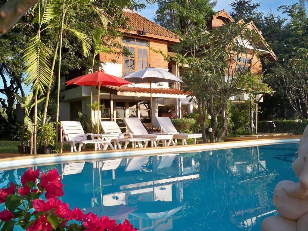 Golden Lake View Boutique Resort Kanchanaburi Exterior foto